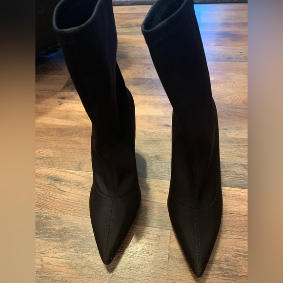 LILIANAS SHOES Size 8 Resha-2 Clear Heel Bootie - Picture 7 of 9